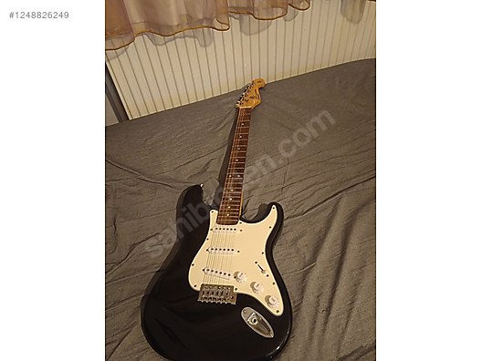 İkinci El ve Sıfır Alışveriş / Müzik / Müzik Aletleri / Telli Çalgılar / Gitar / Elektro