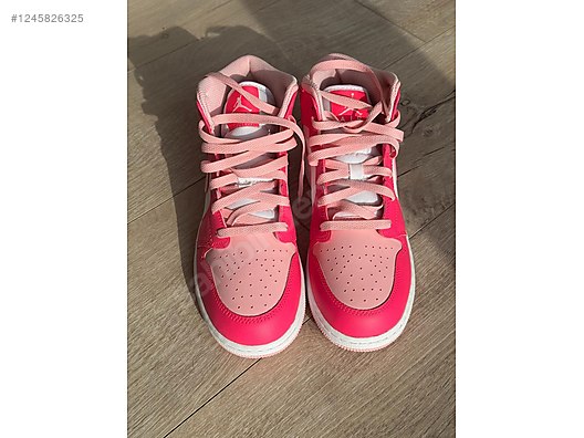 Nike Air Jordan 1 Mid Pink Fierce Pembe - Spor Ayakkabı - 1245826325