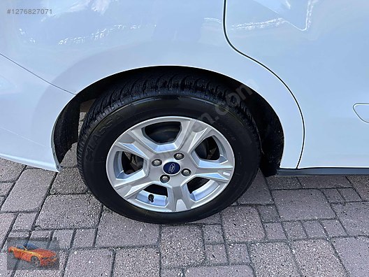 Vasıta / Minivan & Panelvan / Ford / Tourneo Courier / 1.5 TDCi Delux