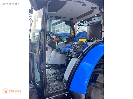 Machinery / Agricultural Machines / Tractors / New Holland / T5.100S 