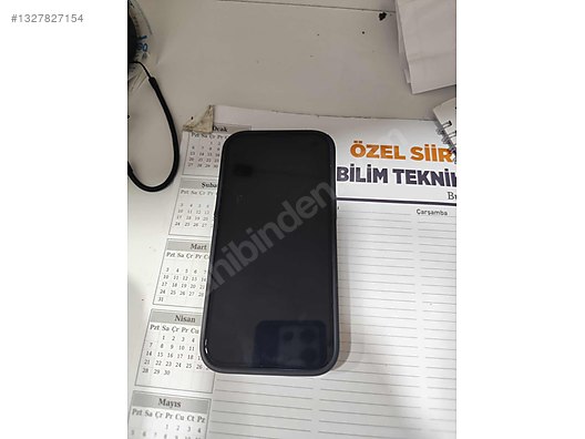 Apple / iPhone 13 / İPhone 13 sorunsuz çiziksiz tertemiz