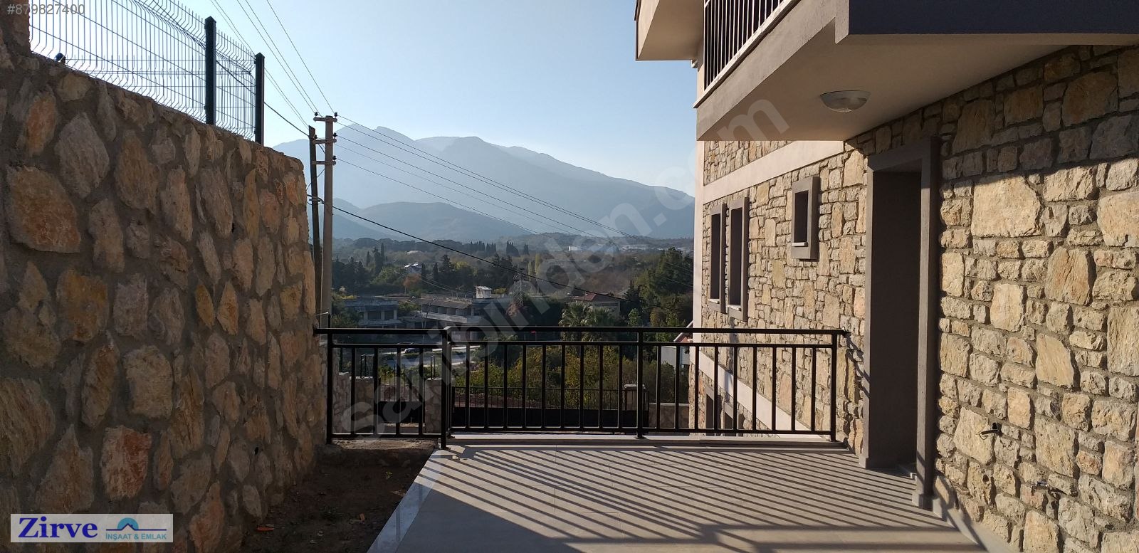 Zirve inşaat&amp;Emlak�tan Datça Merkezde Kiralık Bahçeli1+1 Daire