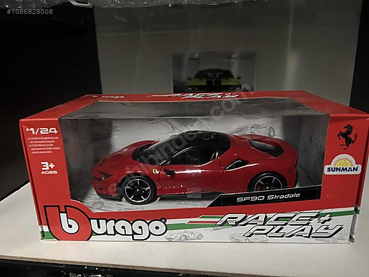 Burago Diecast Model 1:24 Ferrari Araba