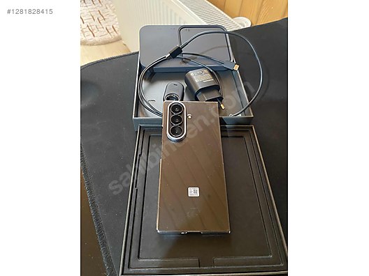 Used & Brand New Items / Cell Phones & Accessories / Cell Phones / Samsung / Galaxy Z Fold 7