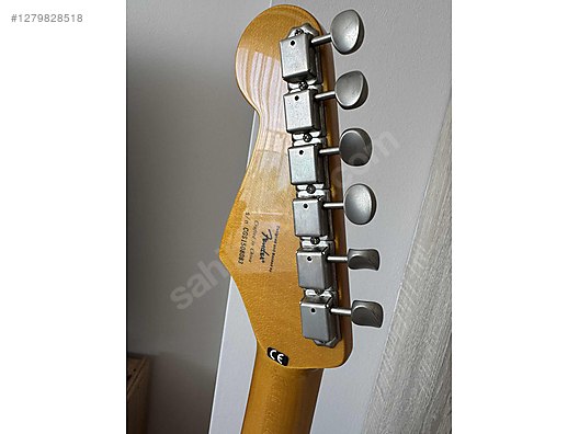Squier Elektro Gitar