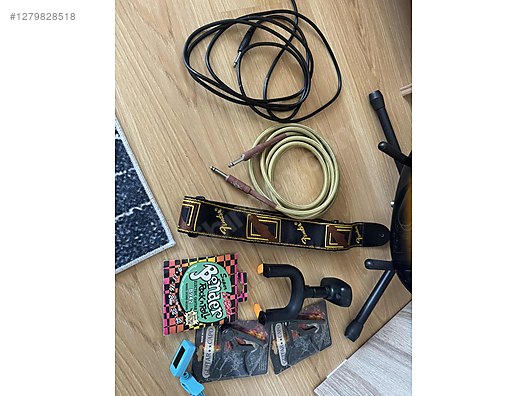 Squier Elektro Gitar