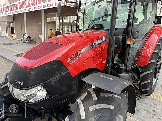 Machinery / Agricultural Machines / Tractors / Case IH / JX100
