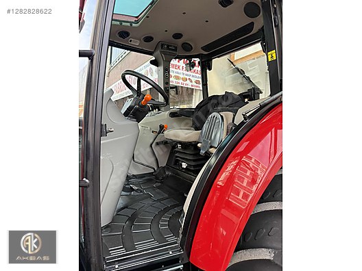 Machinery / Agricultural Machines / Tractors / Case IH / JX100