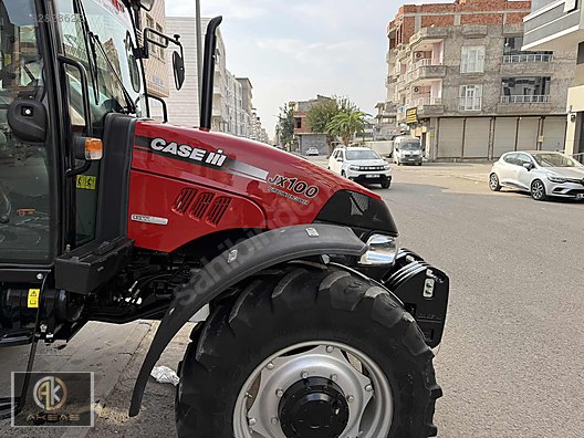 Machinery / Agricultural Machines / Tractors / Case IH / JX100