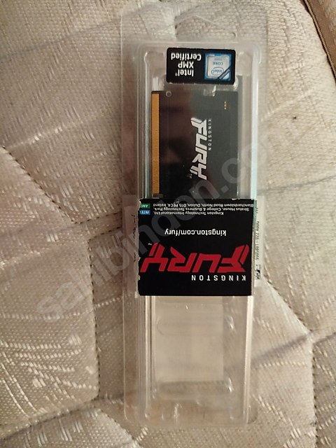 Hiçkullanılmamış DDR5 CL38 Kingston FURY