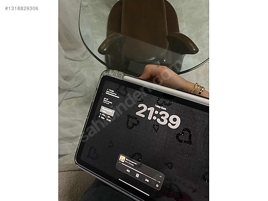 Apple iPad Air 6 256 GB Tablet - 1318829306