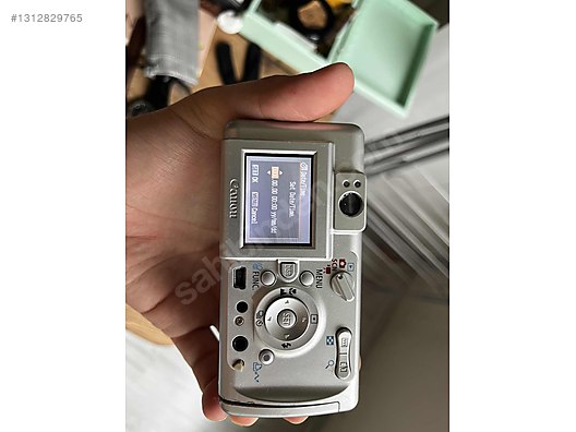 Compact / Canon / PowerShot A400 / canon PowerShot A400 on