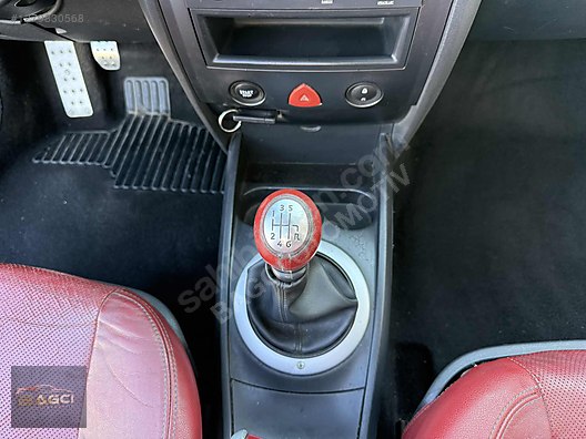 Vasıta / Otomobil / Renault / Megane / 2.0 CC / Privilege
