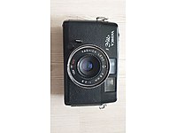 Yashica me 1