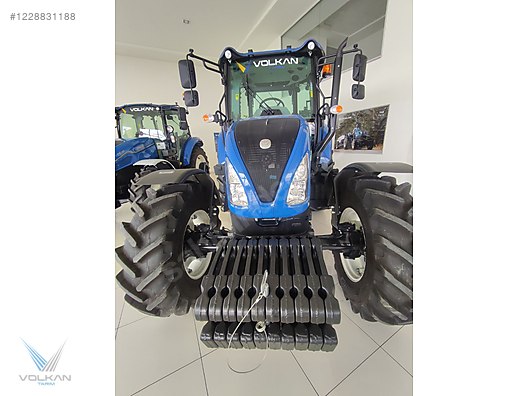 Machinery / Agricultural Machines / Tractors / New Holland / TR5.100