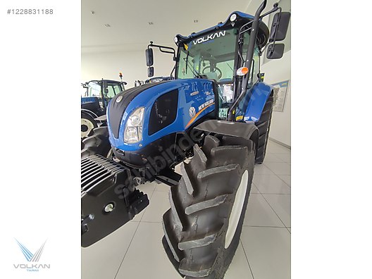 Machinery / Agricultural Machines / Tractors / New Holland / TR5.100