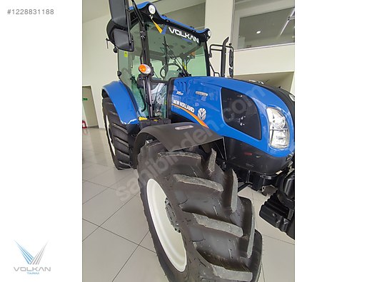 Machinery / Agricultural Machines / Tractors / New Holland / TR5.100