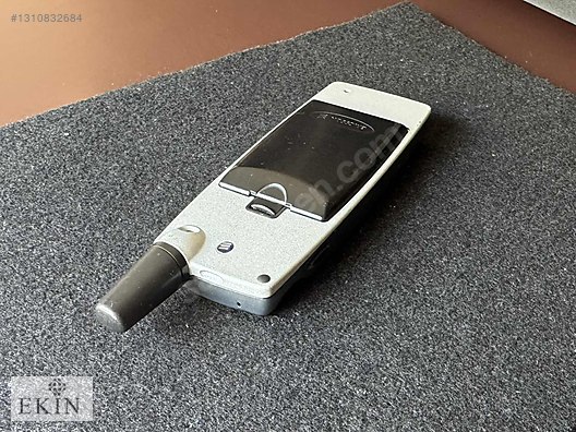 51 - 100 MB Gümüş Sony Ericsson R520m Cep Telefonu - 1310832684