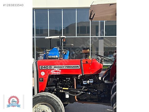 240 S 2004 Massey Ferguson