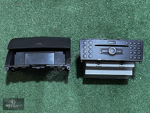 Music Player / Mercedes W204 C Class Ekran Ve Cd Çalar Orjinal