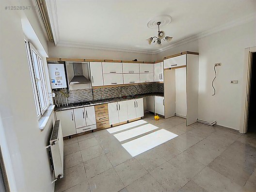 ATİK EMLAK dan ÜNİVERSİTE KARŞISI SATILIK 3+1 GENİŞ DAİRE #1252834715