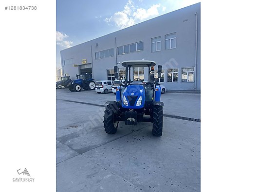 Machinery / Agricultural Machines / Tractors / New Holland / T4.60S