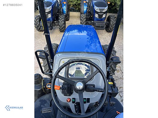 Machinery / Agricultural Machines / Tractors / New Holland / TD4.78B