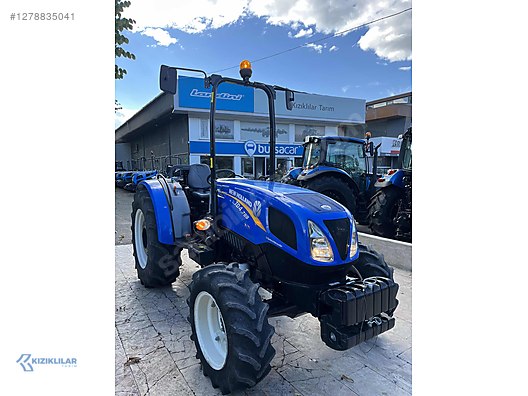 Machinery / Agricultural Machines / Tractors / New Holland / TD4.78B