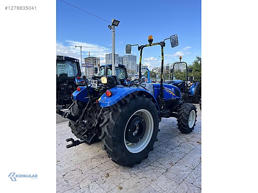 Machinery / Agricultural Machines / Tractors / New Holland / TD4.78B