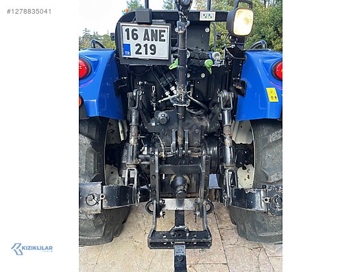 Machinery / Agricultural Machines / Tractors / New Holland / TD4.78B