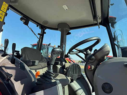 Machinery / Agricultural Machines / Tractors / Case IH / JX75C