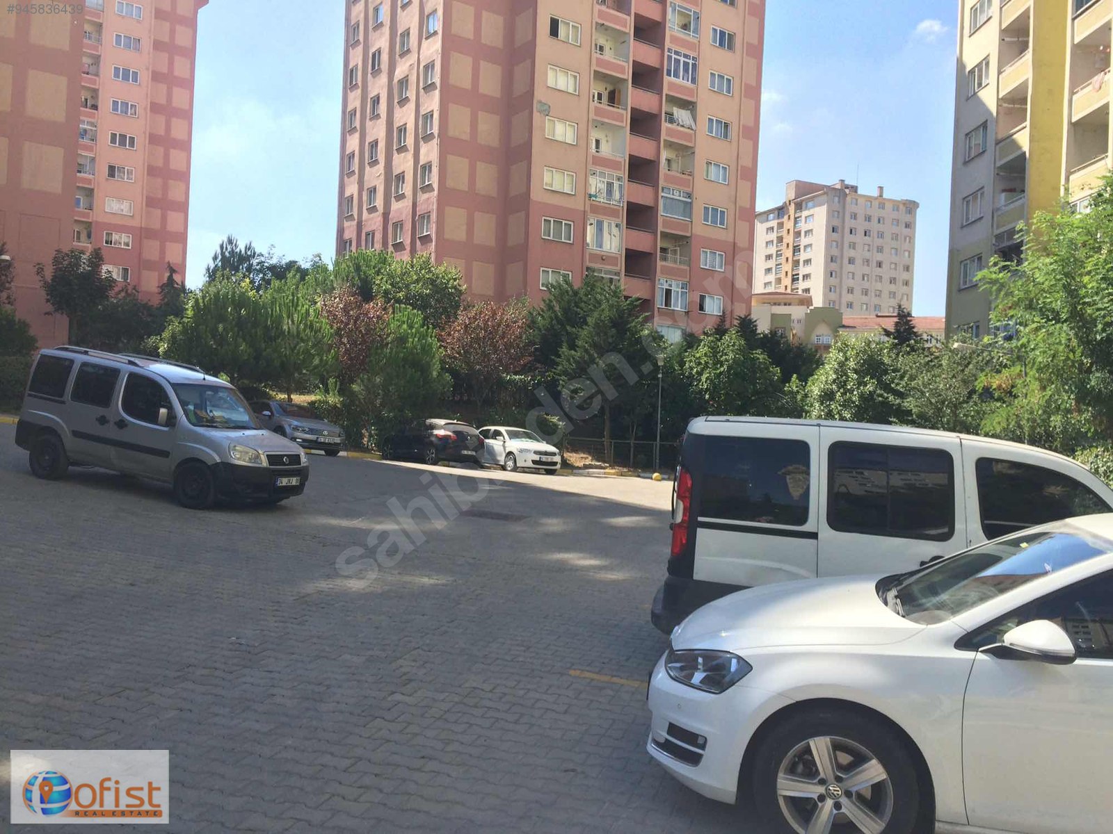MARMARAYA YAKIN BEZİRGANBAHÇE EVLERİ DE 2+1 SATILIK DAİRE Satılık