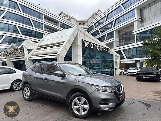 OTOFENİX 2020 NISSAN QASHQAI 180.000KM