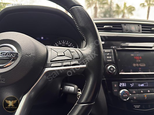 OTOFENİX 2020 NISSAN QASHQAI 180.000KM
