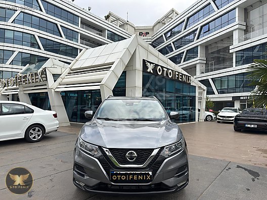 OTOFENİX 2020 NISSAN QASHQAI 180.000KM