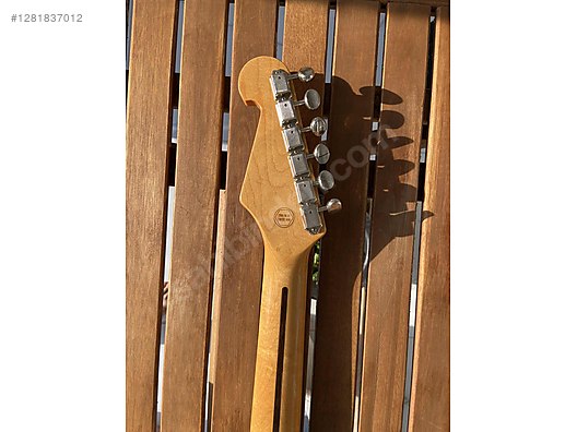 İkinci El ve Sıfır Alışveriş / Müzik / Müzik Aletleri / Telli Çalgılar / Gitar / Elektro