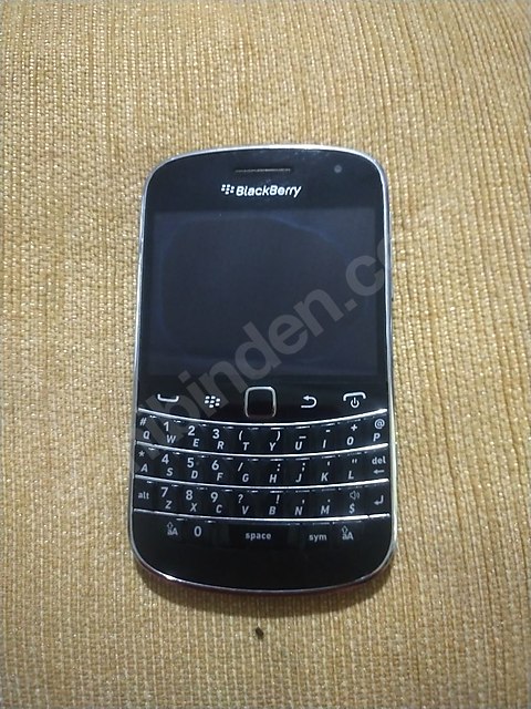 BlackBerry 9000 bold