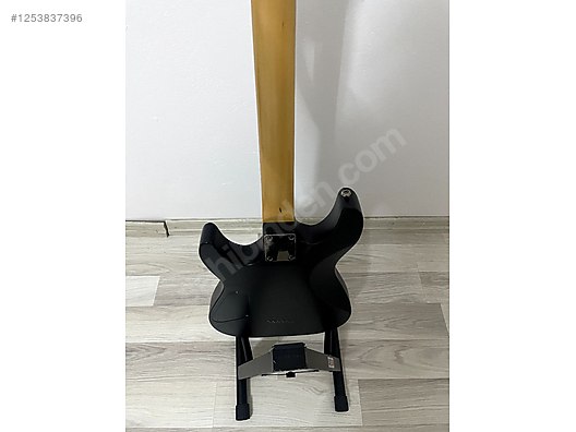 Schecter Elektro Gitar