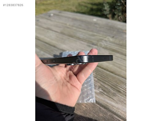 Used & Brand New Items / Cell Phones & Accessories / Cell Phones / Nothing / Phone (3)