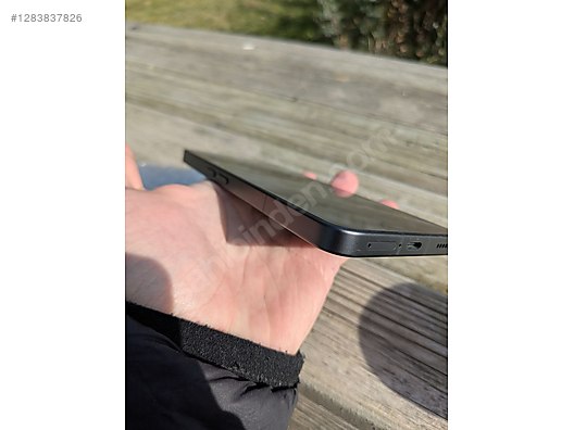 Used & Brand New Items / Cell Phones & Accessories / Cell Phones / Nothing / Phone (3)