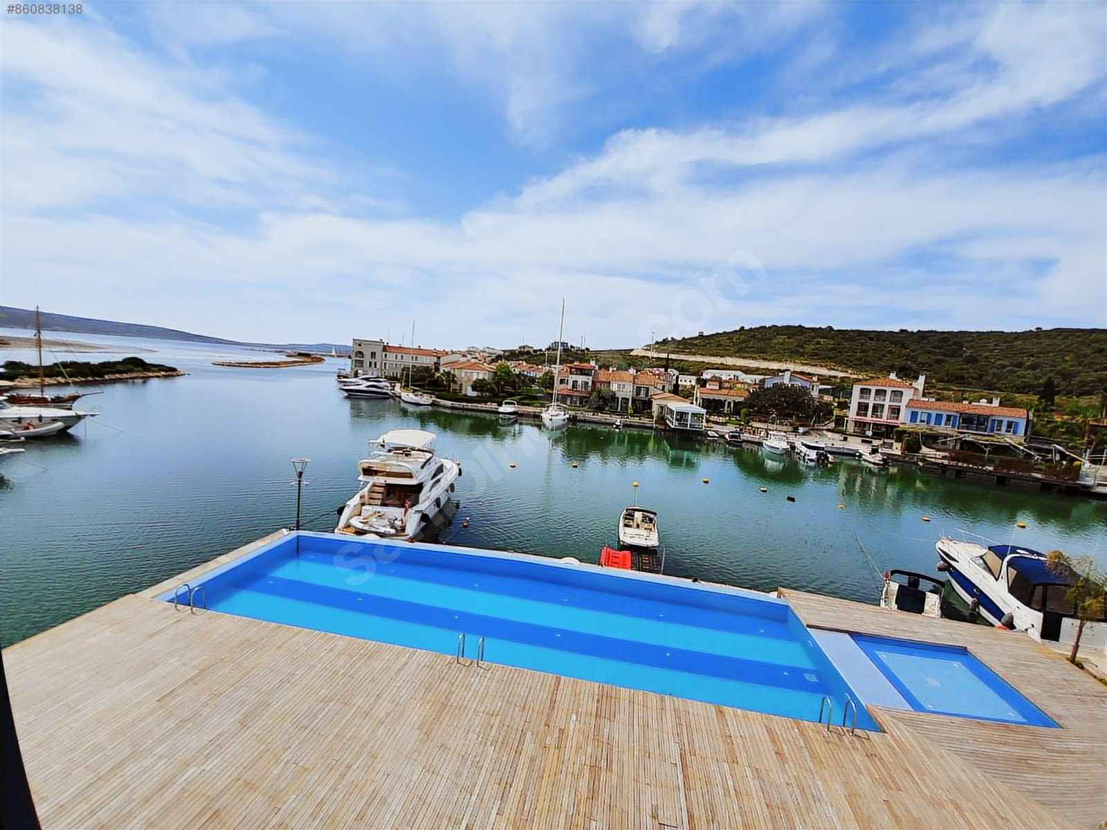 Alaçatı Port Filika Evleri Satılık Yazlık İlanları