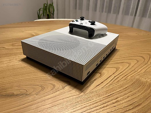 Used & Brand New Items / Gaming & Gamers Exclusive / Game Systems & Consoles / Xbox One S