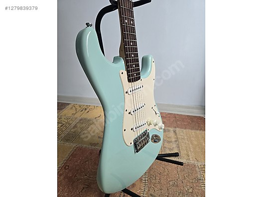 İkinci El ve Sıfır Alışveriş / Müzik / Müzik Aletleri / Telli Çalgılar / Gitar / Elektro