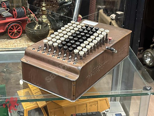 ANTİKA Amerikan Hesap makinası Comptometer - Model F 1918 yılı ...