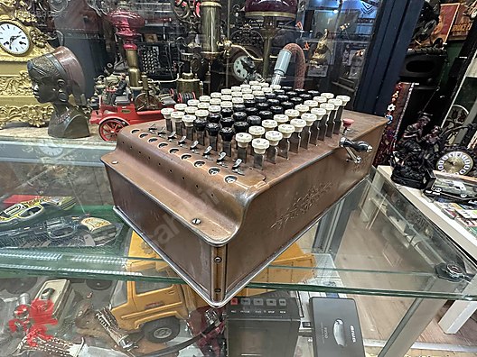ANTİKA Amerikan Hesap makinası Comptometer - Model F 1918 yılı ...