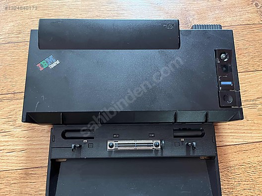 IBM / Koleksiyonluk Temiz IBM ThinkPad Docking Station (Type 2631