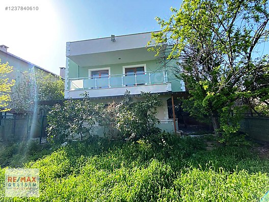 BEYLİKDÜZÜ, KAVAKLI, SATILIK MÜSTAKİL VİLLA