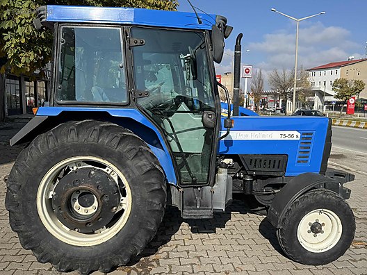 75-56s 2011 New Holland