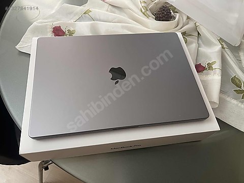 Apple Macbook / MacBook Pro 16.2 Space Gray M1 Pro / 16GB / 1TB