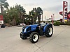 Machinery / Agricultural Machines / Tractors / New Holland / T4.70B